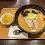 ツイートに含まれる画像