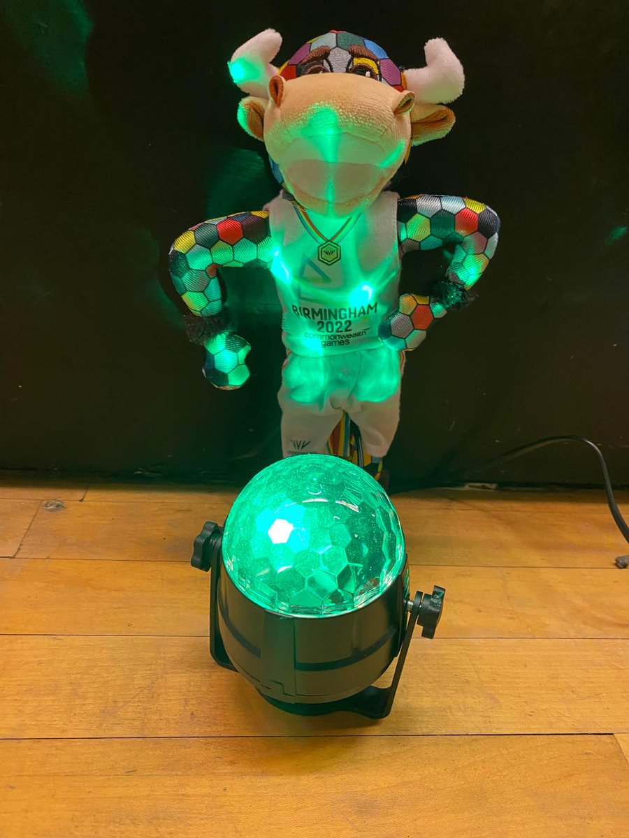 MrsWalkerPE's tweet photo. Perry ended his week at a clubbercise class with our lovely Miss Streets! 🕺🏻💃🏽
#getkidsmoving #teamheys #leadbyexample #trynewthings #fun #lovingit 
@birminghamcg22 @tamesidessp @Sport_England https://t.co/8gZ0JsGlgo
