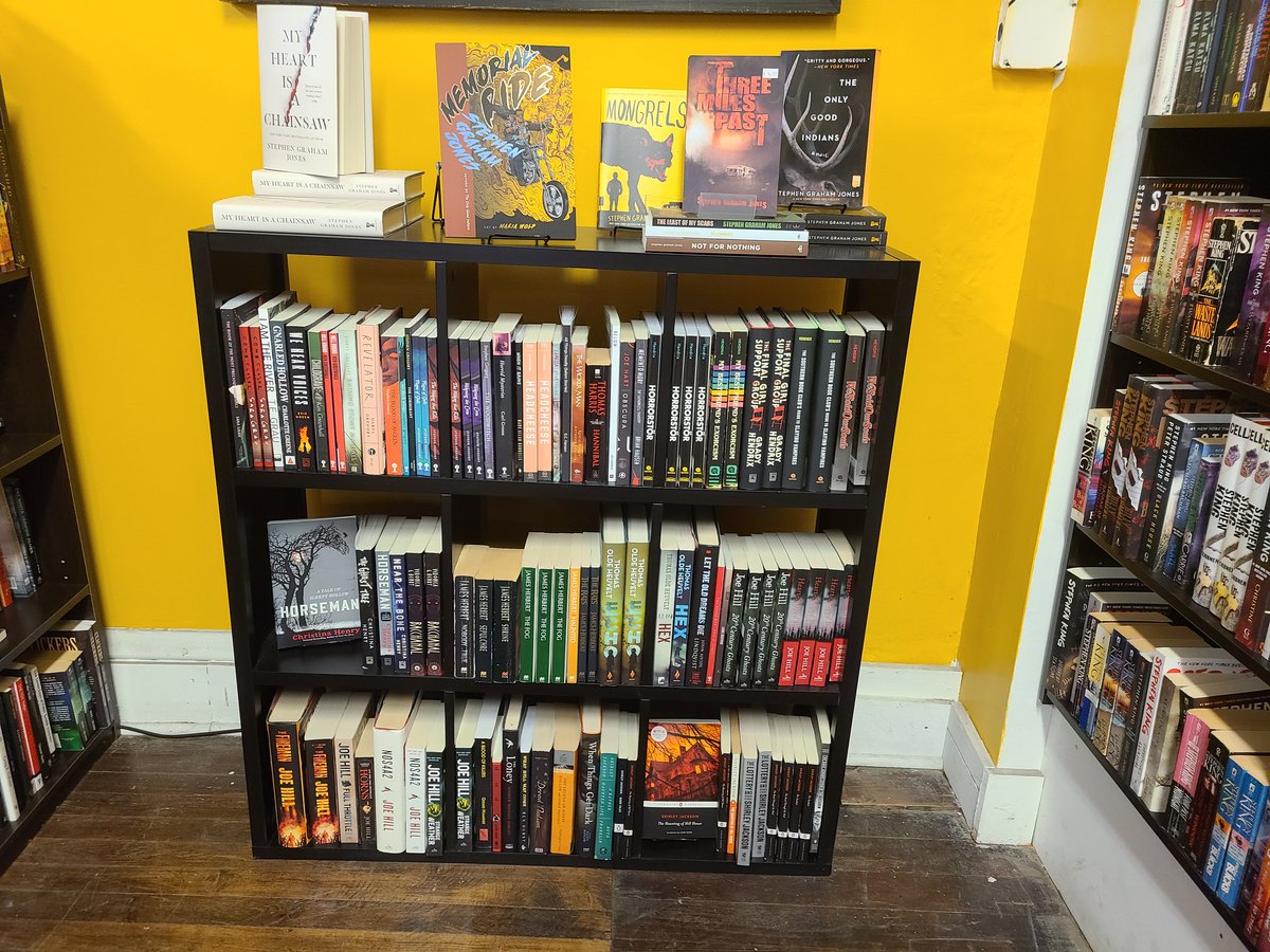 Bucketoblood's tweet photo. Congratulations to all the winners and nominees of this year's #stokerawards! Come pick up all their books here (or other recommendations). Open 12-7 daily. #bucketoblood #horrorbooks #bookstore #horrorbookstore #Chicago https://t.co/rQ5Jzb85G5