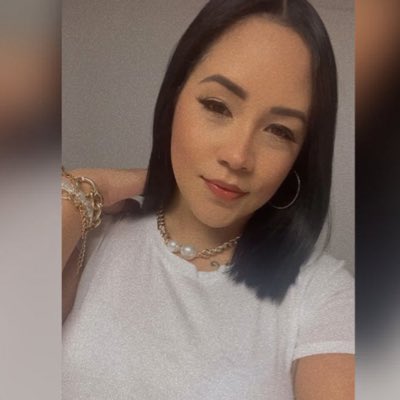 liz_2300's tweet photo. #NuevaFotoDePerfil https://t.co/uFACKHIEuS