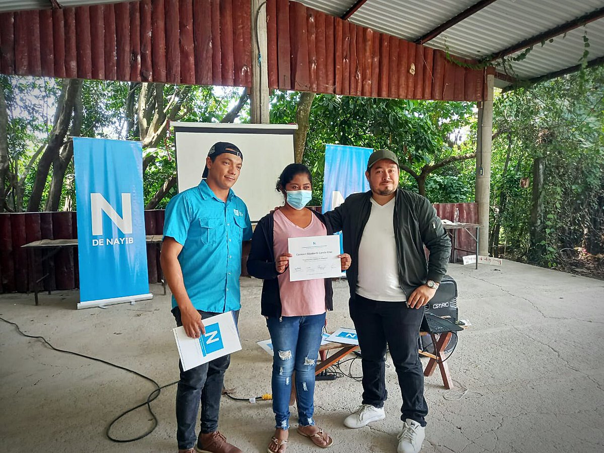 CarlosRivasSV's tweet photo. Domingo de territorio, en representación de mi compañero @DrJuanRodrig asistí a la clausura del taller, "Gestión y Planificación de Proyectos".
Impartido por la Secretaría Departamental de Juventud de nuestro partido, con los 26 secretarios de Juventud municipales. 
#BancadaCyan https://t.co/LPUj8cHnoE