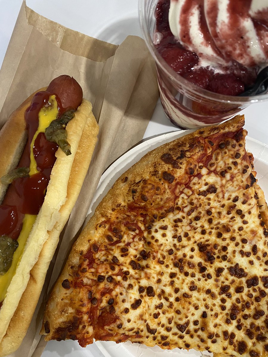 ใจคิดถึงกะเพราหมูกรอบ..