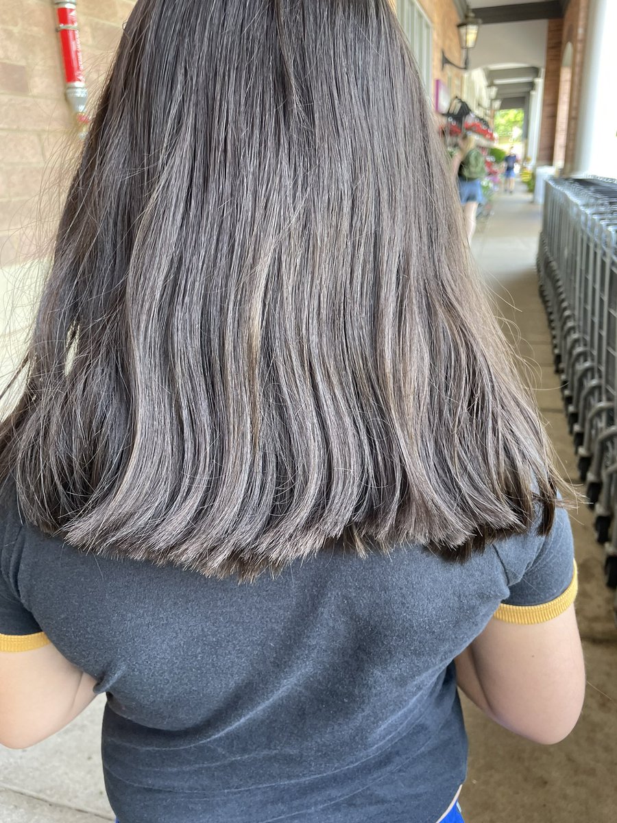 royela's tweet photo. The one time I take my daughter for a walk in rather than an appt at @haircuttery... lesson learned. https://t.co/BkrFvkQBD9