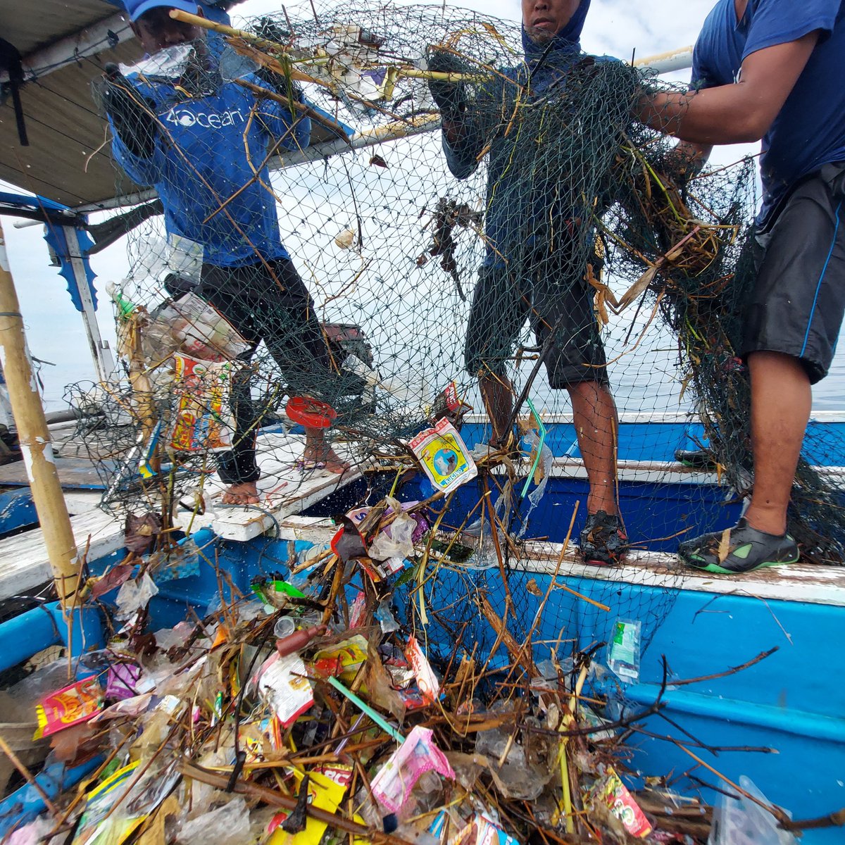 4ocean's tweet photo. It's estimated that by 2050, there will be more plastic than fish in the sea. 

If we want to put a stop to this, we have to ACT NOW because plastic simply won't clean itself up. https://t.co/emRK2xeKo4