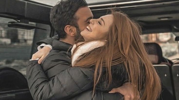 AlpHolics's tweet photo. These dizis made my standards for love so high 🥺
#KiralikAşk || #DefOEm
#SenÇalKapımı || #Edser
#AdaMasalı || #PoyHaz
#ErkenciKuş || #Canem https://t.co/5yAE76gyc7
