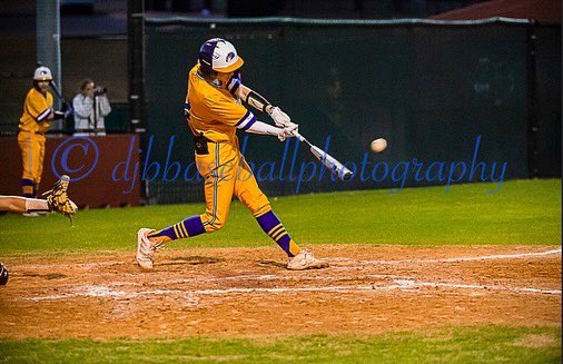 neeley_garrett's tweet photo. As our season came to an end last weekend, I would like to give a huge thank you to God, my parents, @CoachHutch16 and @coachbuescher, through their guidance and words I have been shaped into the player and person that I am today. Now, it’s onto the next four with @UTDBaseball. https://t.co/jYe0bpyk4Q