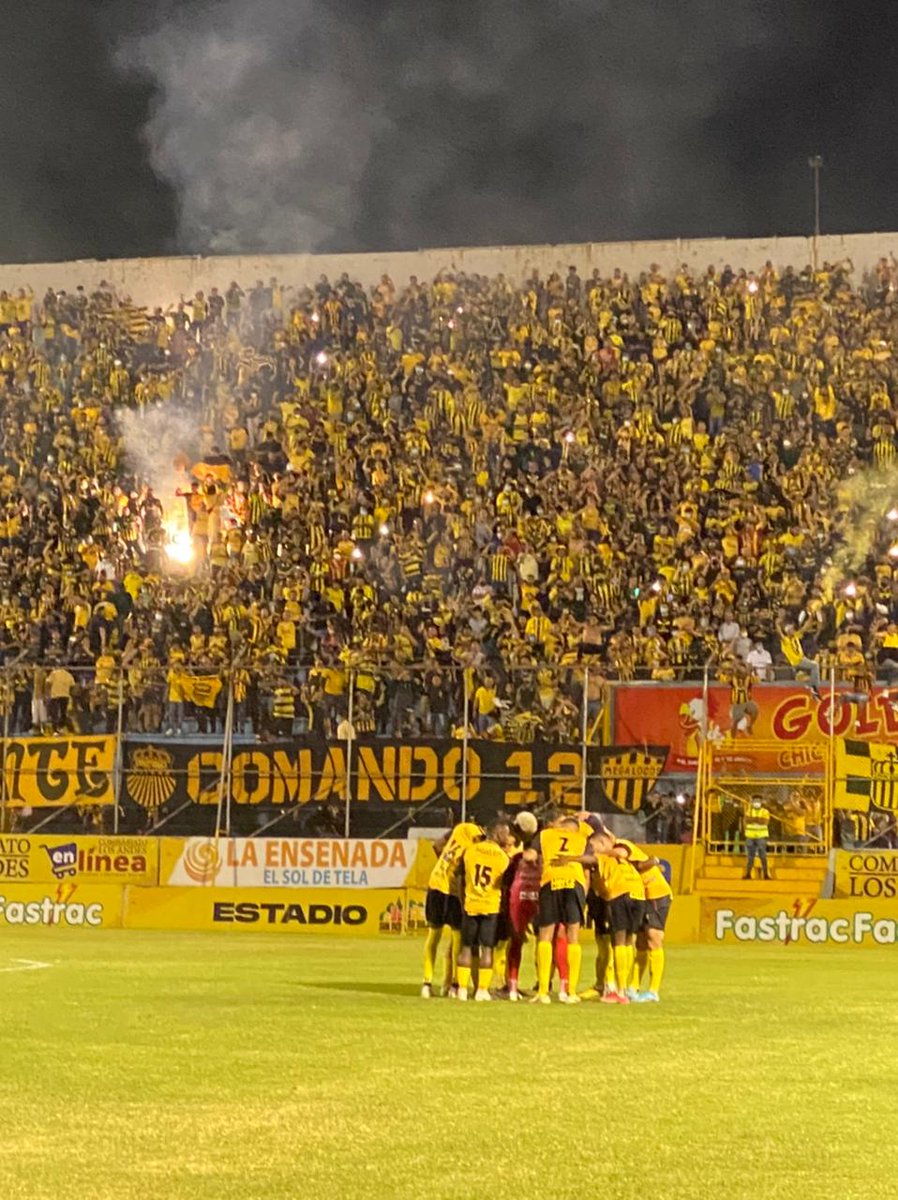 rcdespana's tweet photo. Juntos somos más fuertes 👊🏻🚂 https://t.co/MNeFjPhdTS