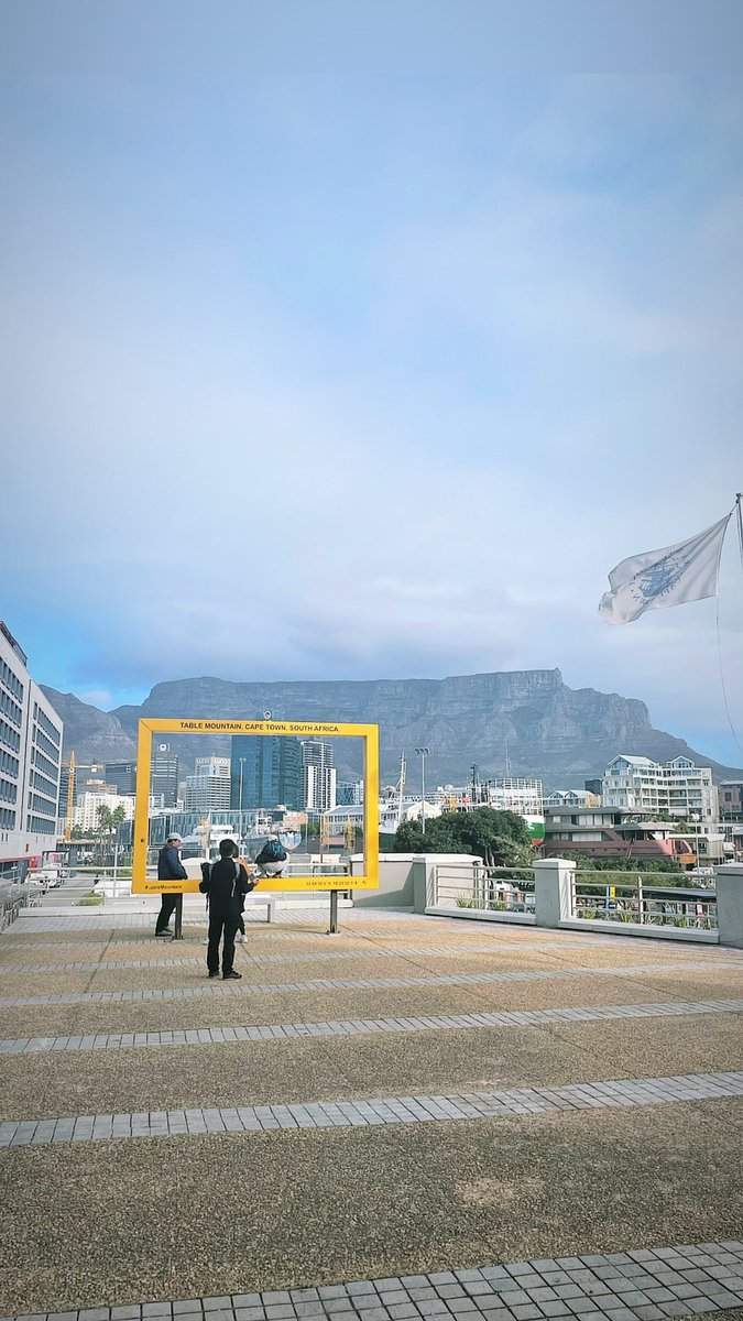 helen_patching's tweet photo. Cape Town it was short, but v.sweet! See you again soon #capetown #tablemountain #kloofstreethouse #traveljunkie https://t.co/FO0aV4weVn
