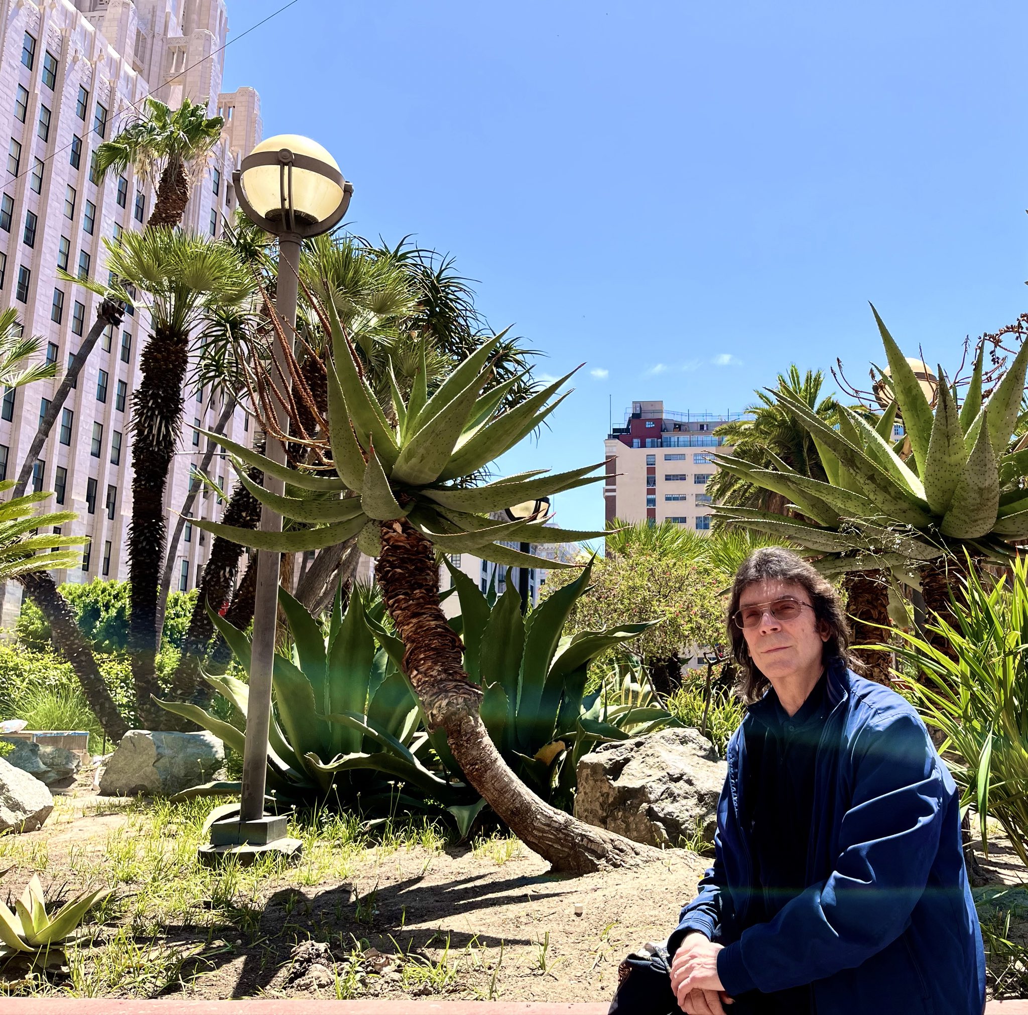 steve-hackett-on-twitter-the-band-played-a-blinder-last-night-in-la