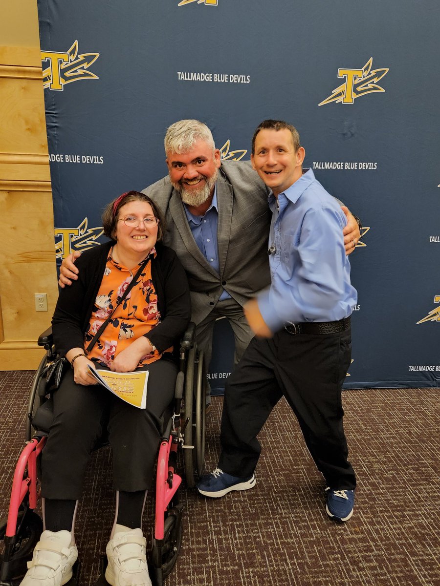 TallmadgeLL's tweet photo. Had an opportunity last night to witness Jimmy get inducted into the THS Hall of Fame and Grab a photo with two of our original Challenger League players.  
Lindsey,Jimmy, and their families helped get Challenger on its feet here in Tallmadge.  Proud of you both. https://t.co/c3QtPz5x7Z