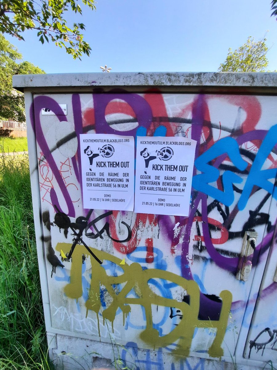 Autonomes_K26's tweet photo. Die Nachbarschaft der Karlstraße wurde heute informiert und wir freuen uns darüber an immer mehr Orten in #Ulm Werbung für die Demo zu sehen 👏
#kickthemoutulm #ulm2105 #Antifa https://t.co/XPbcxhQQJa