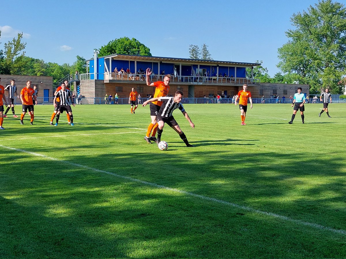 unia_berlin's tweet photo. 15.05.2022 FK SEKO Louny - FK Brandys na Labem 2:1, 4.Liga Divize B Tschechien, Mestsky Fotbolovy Stadion Ladislava Novaka, 150(15) #groundhopping #fotbal #divizeb #fklouny #fkbrandys https://t.co/TpmQ9eXWXm