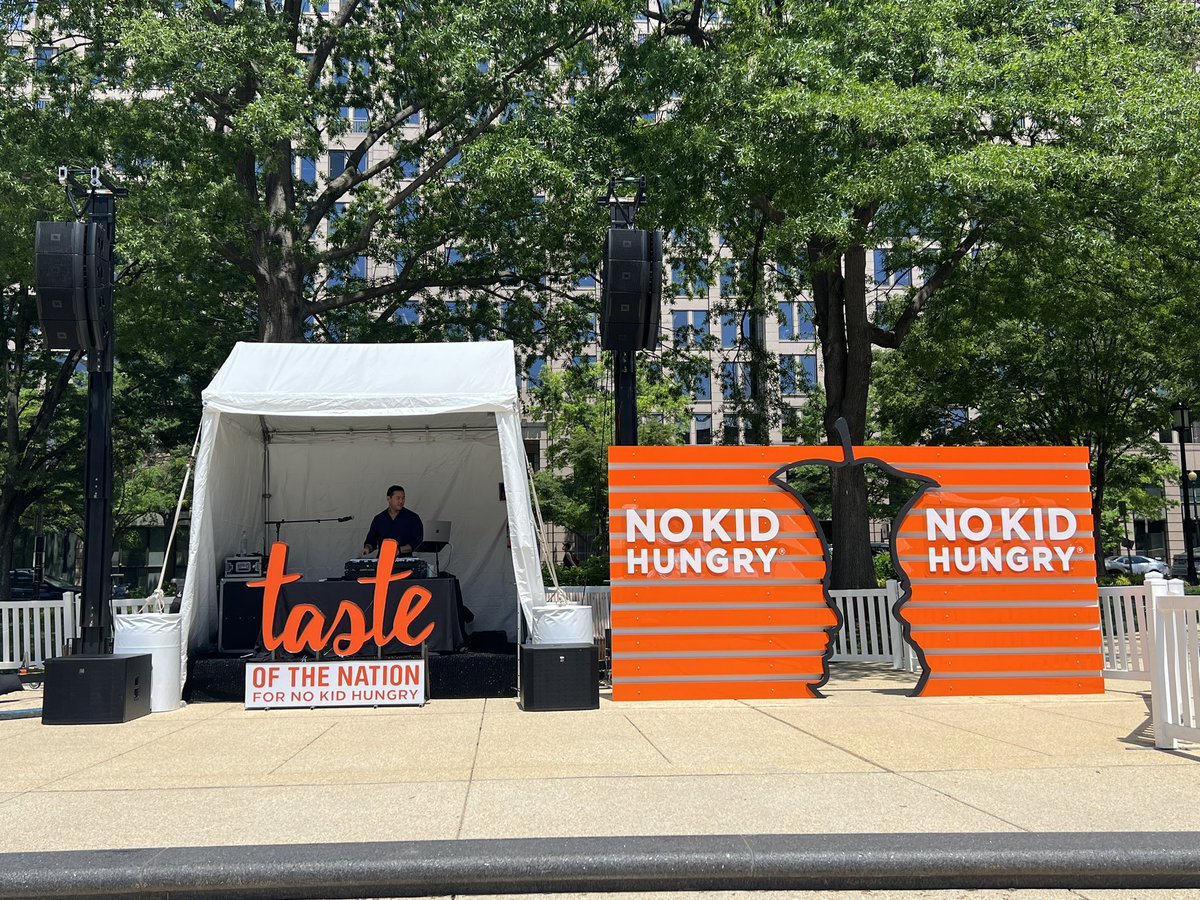 AnthonyTilghman's tweet photo. Here at Taste of The Nation DC @WashInformer #Tasteofthenation https://t.co/5eOaTtMLRg