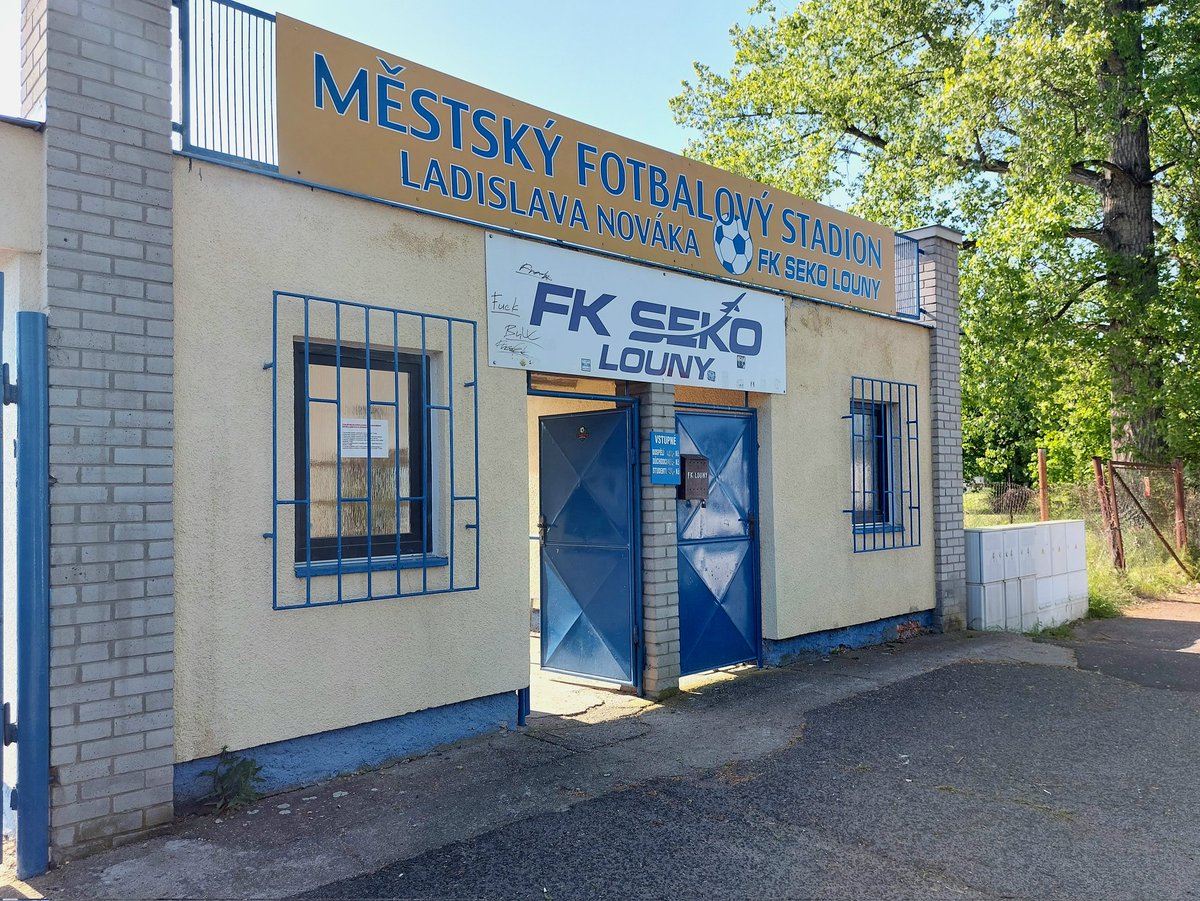 unia_berlin's tweet photo. 15.05.2022 FK SEKO Louny - FK Brandys na Labem 2:1, 4.Liga Divize B Tschechien, Mestsky Fotbolovy Stadion Ladislava Novaka, 150(15) #groundhopping #fotbal #divizeb #fklouny #fkbrandys https://t.co/TpmQ9eXWXm