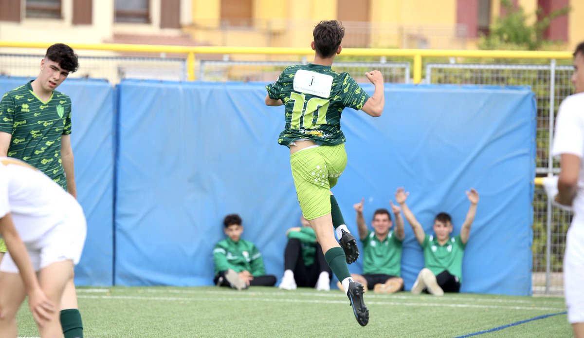 CDGuijueloBase's tweet photo. 👉🏻 JUVENIL B

90’⏱ ¡𝙁𝙄𝙉𝘼𝙇 𝘿𝙀𝙇 𝙋𝘼𝙍𝙏𝙄𝘿𝙊! 🏁

 0️⃣[  @cdribert ]

 8️⃣[  @CDGuijueloBase #JuvenilB ]

🏆𝕊𝕠𝕞𝕠𝕤 𝕕𝕖 𝟙ª 𝔻𝕚𝕧𝕚𝕤𝕚𝕠𝕟 ℙ𝕣𝕠𝕧𝕚𝕟𝕔𝕚𝕒𝕝

🥳🎉🎊🍾🥳🎉🎊🍾🥳🎉🎊🍾🎉

#MiPuebloMiEscudoMiOrgullo https://t.co/HUHhGMA9VJ