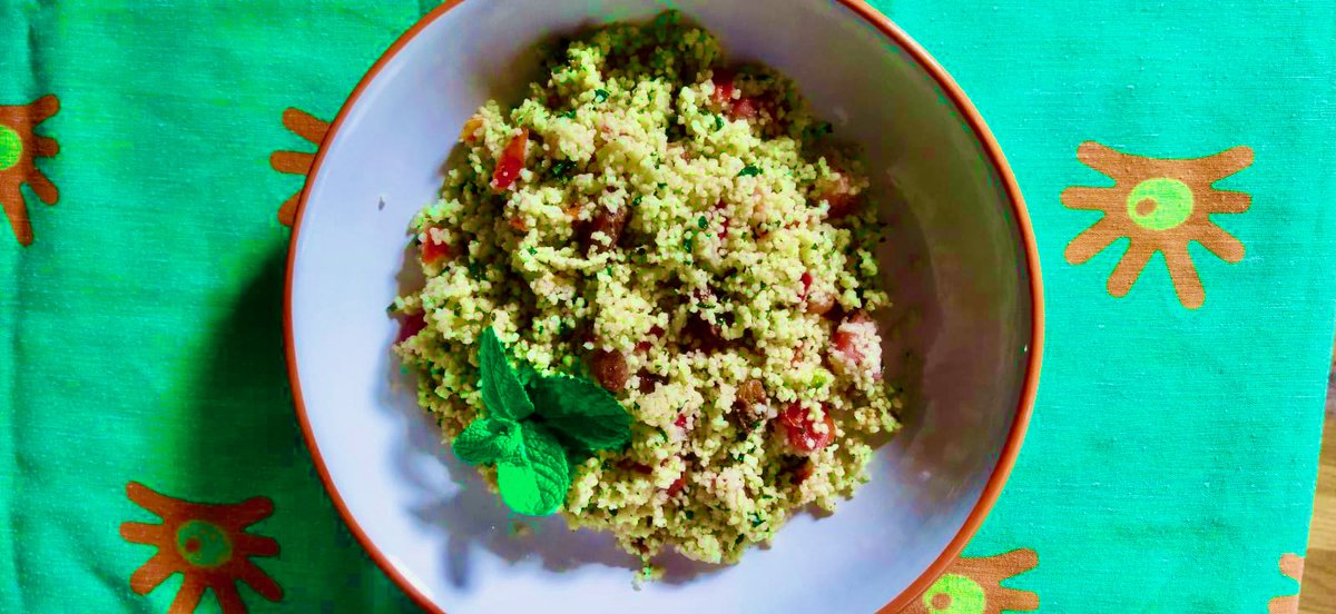 Ygua360's tweet photo. #Tabbule huerta de Vida 💚. 
Conoce la receta ganadora del #RetoMoringa2021, creación con #Moringa de la francesa Cecile Babot:

[https://t.co/90ymOQWLvv]

@Senatur_Py @alefeldman @EliEscorihuela @chefmariamarte  @queridilla https://t.co/vfqn5BRQbs