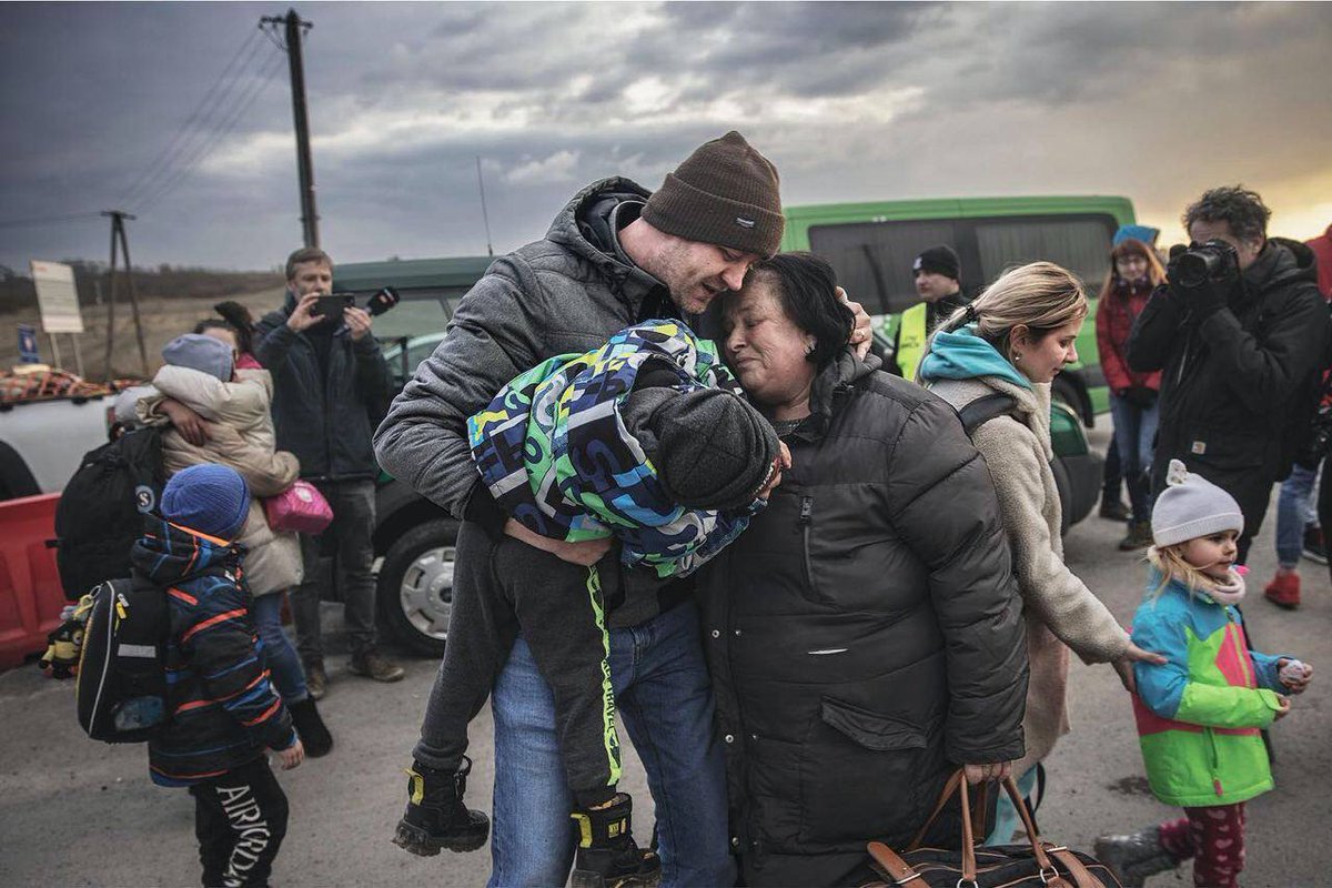 ukrainiareality's tweet photo. @ZelenskyyUa published new photos
"We are fighting for freedom for our state. We are fighting for a happy and peaceful future for millions of Ukrainian families." https://t.co/J5313DOuwy