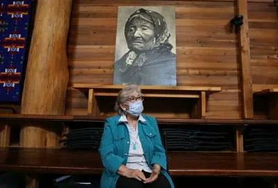 IndianAffairs's tweet photo. "Beginning in 1859 through 1970s, dozens of acts of Congress and two U.S. courts have recognized the Duwamish Tribe as an Indian Tribe and the successor in interest to the Tribe that signed the Treaty of Point Elliott."
Read: https://t.co/ANkl1BjAyE
#IdentityBack #EverythingBack https://t.co/h0BHnR1Rf6