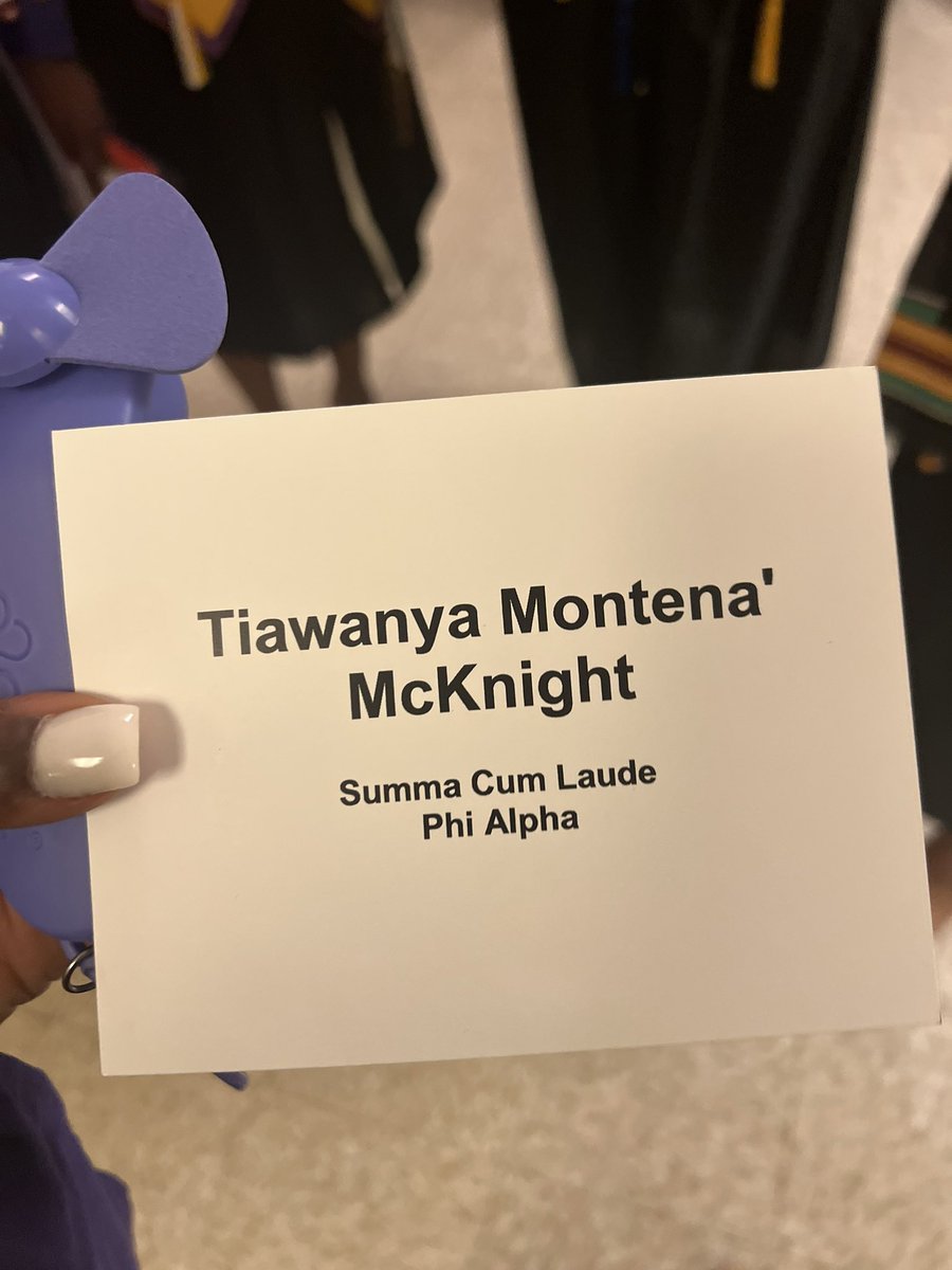 mtiawanya's tweet photo. Thank You Alcorn State💜💛,
I enjoyed my time but I’m more excited for my new journey!! Done with the B.S. #Granddaddybaby🫶🏾 #RIPLilI 🕊 #SocialWorkBae #SummaCumLaude #HBCUGrad https://t.co/Z7I85DLrkm