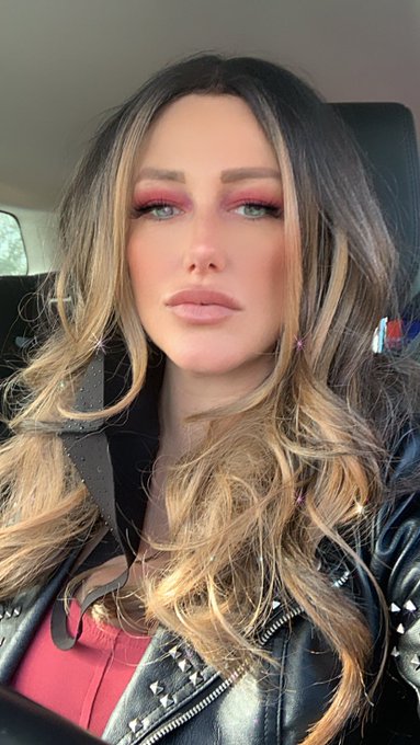Considering a return to this colour back when i wore make up and brushed my hair ! https://t.co/wDzJ<a href="/tag/promo"class="tags"><span>#promo</span></a><a href="/tag/rt"class="tags"><span>#rt</span></a><a href="/tag/btc"class="tags"><span>#btc</span></a><a href="/tag/crypto"class="tags"><span>#crypto</span></a><a href="/tag/onlyfanspromo"class="tags"><span>#onlyfanspromo</span></a>