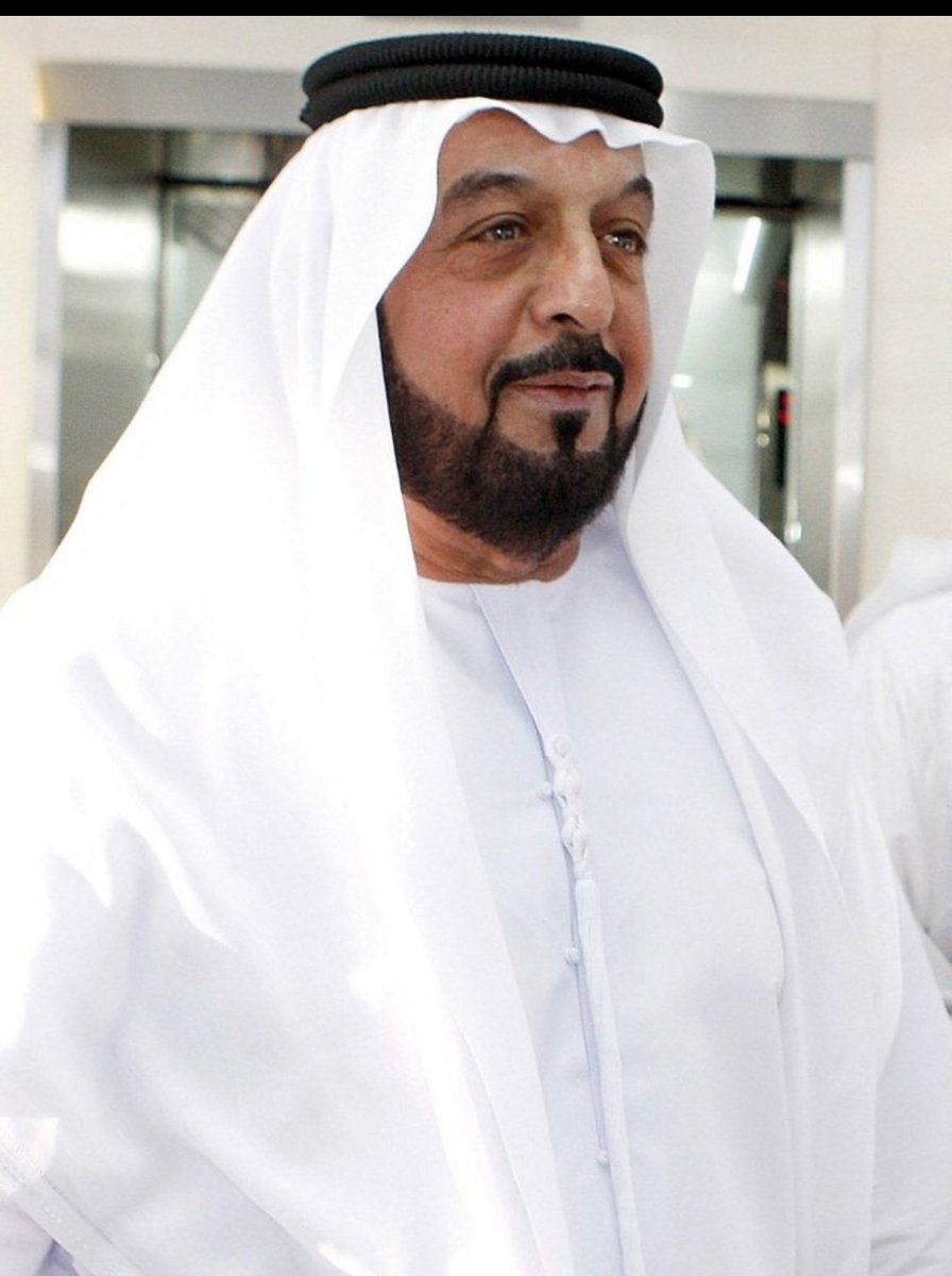 DrelsayedElshe1's tweet photo. خالص العزاء للشعب الاماراتى  الشقيق والامة العربية فى وفاة الشيخ خليفة بن زايد اللهم اسكنه الفردوس الاعلى من الجنه https://t.co/IPX1D5dPOA