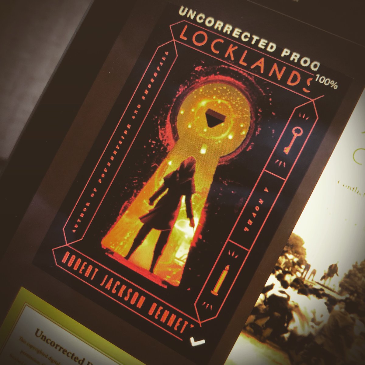 adrianmgibson's tweet photo. Out of every book I’ve read this year, this is the one that left me absolutely floored. It was a stunning conclusion to a trilogy I adore, with epic scale and pitch perfect emotion. @robertjbennett has crafted pure fantasy magic with #Locklands.
@DelReyBooks #fantasy #reading https://t.co/rS4WFcVnB4