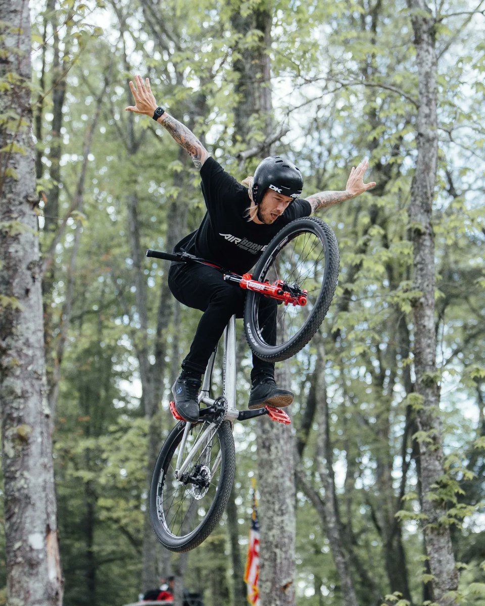 _tadlocka's tweet photo. 🚲 https://t.co/OlbS2EYZWR
