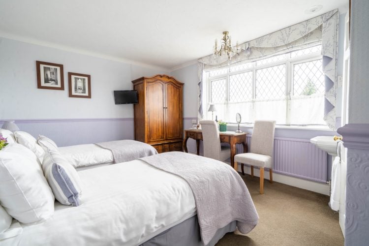 HopeRescue's tweet photo. Our latest auction really does have the most fabulous lots and every pound raised will help us at our most busiest time. There is everything from our amazing Handmade by Hope Jubilee knits through to a nights stay at the gorgeous #windrushhouse https://t.co/GeO6bep6lg https://t.co/rKDjjCW8oI