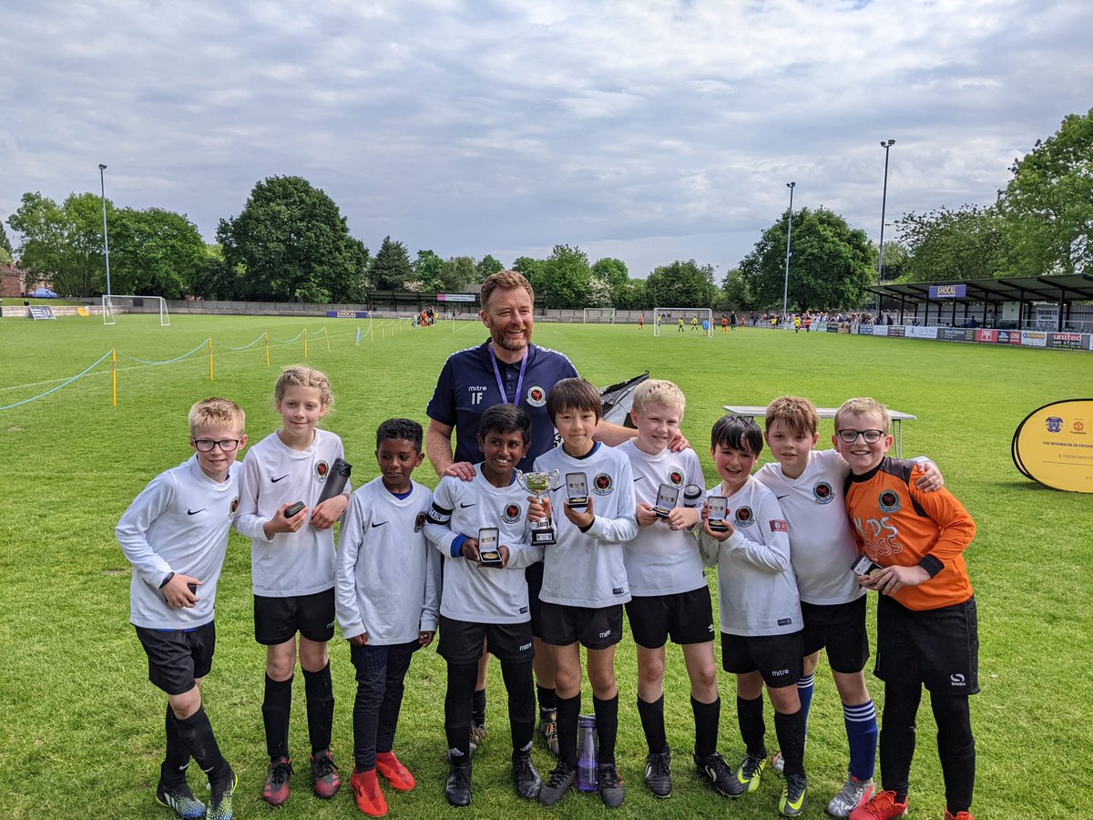 FerbsTheRed's tweet image. Fantastic day @FCTrafford for the u10s Spring Cup. @TimperleyFC Rangers with the winner in the last minute.  Amazing day and really happy for everyone involved 👏👏👏🏆🔵🔴🔵