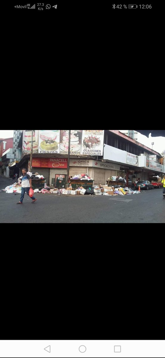 Belleza de mi Ciudad en pleno Siglo XXI. ..Antiguo Almacén Dante.
Albergue para extranjeros 9 Millones. ..para EL Nacional. ..No hay. 💩