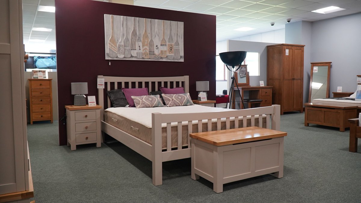 DLivingND's tweet photo. We love a #bed selection 💙 🛏

If you're looking for a better nights sleep, be sure to pop into our showroom and our staff will be happy to advise and show you our selection! 😊 https://t.co/U0NwZ3ACR9
