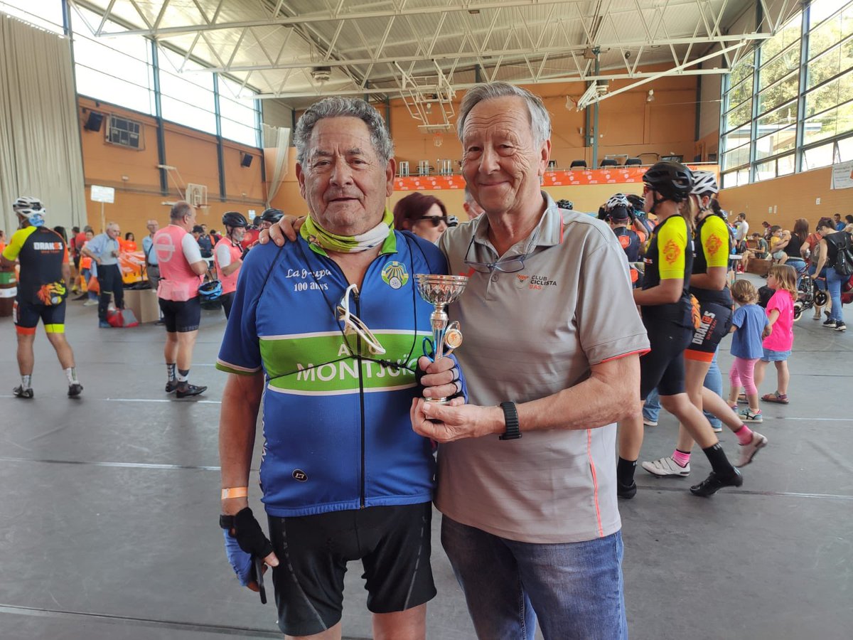 Energy_Tools's tweet photo. Amb aquestes cares d’alegria tanquem una nova edició de La Remences • Energy Tools 🥳🚴♂️
Moltes gràcies als participants, voluntaris i voluntàries i a la gent que ens ha visitat per tota la Garrotxa. 👏🏼👏🏼
Ens veiem al 2️⃣0️⃣2️⃣3️⃣!!!!
#WeAreRemences #energytools #remences https://t.co/yete3ZyqHx