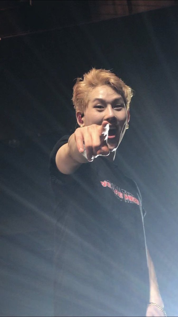 HONEYDETAILS's tweet photo. jooheon looking at fans 🫶 #주헌 https://t.co/FEyrDqhlew