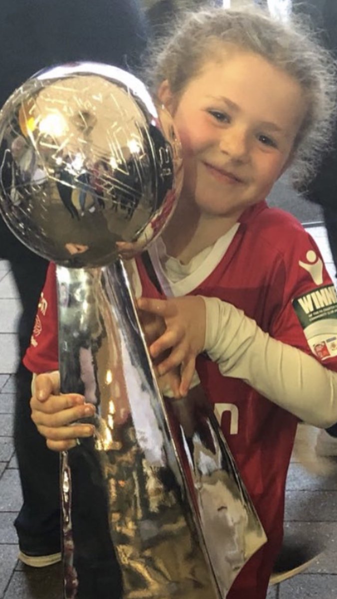 Shez_Henry's tweet photo. Watched her sister @ESF_Football 4 years ago, now gone and won it herself 🏆 - ST George’s Park now for the Grande Finale 🙌 @Town_Girls_U10s https://t.co/9WDJl8y7i8