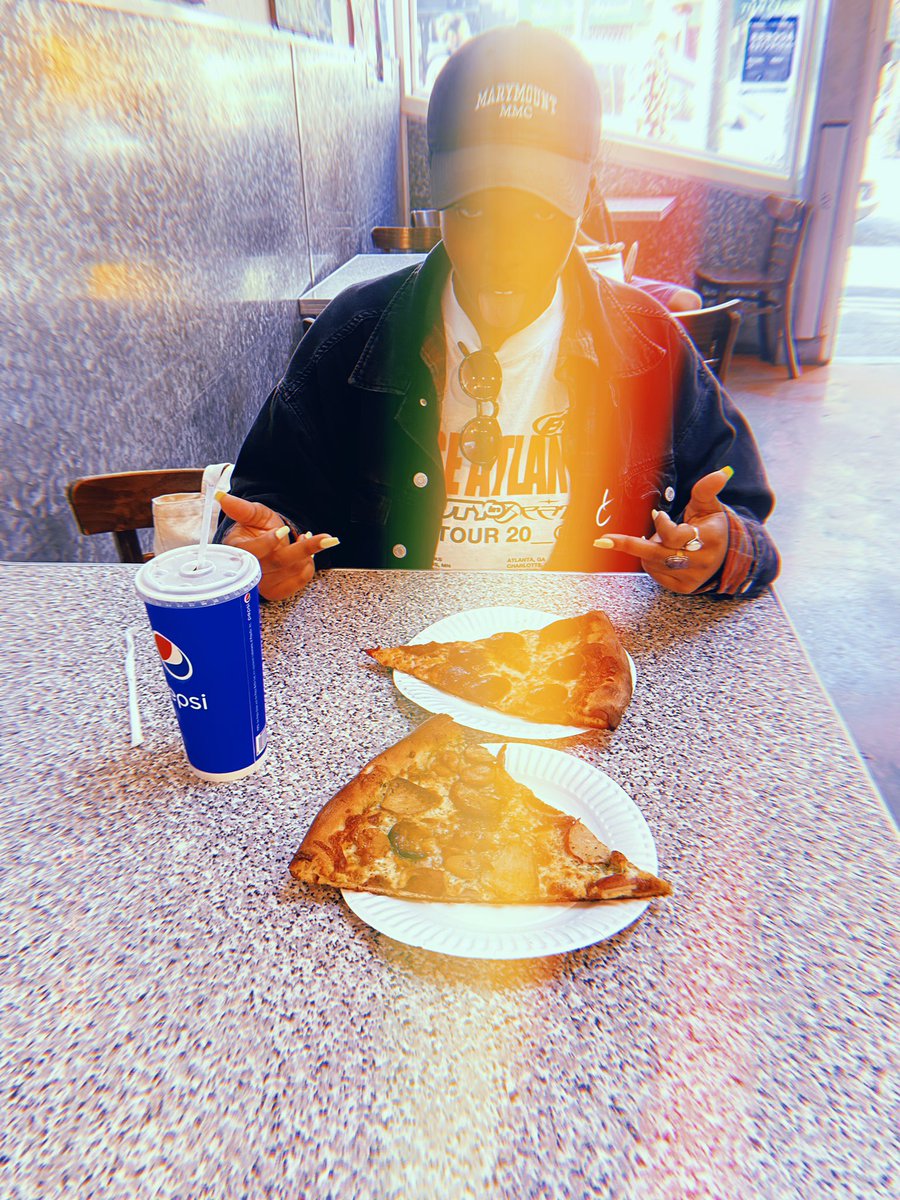 AllenMakia's tweet photo. 🤤🤤 https://t.co/d0MmwETZFE