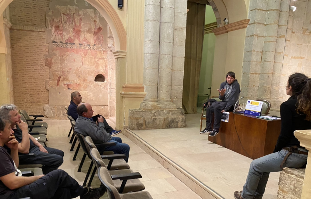 genergea's tweet photo. El Grupo Operativo RESINLAB promueve entre los resineros sorianos la creación de una asociación sectorial https://t.co/dyb9T8kVcy @AgronewsCyL https://t.co/qb4mOQL2Gm