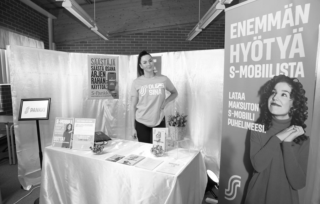 TaitajaSM's tweet photo. Satakunnan Osuuskauppa tarjoaa lupauksensa mukaisesti omiin toimialoihinsa liittyvien lajien kultamitalisteille vakituisen työpaikan. 💚💙 Nähdään Porissa! #taitaja2022 #työniloa @SatakunnanOk https://t.co/B9pP5CazN4