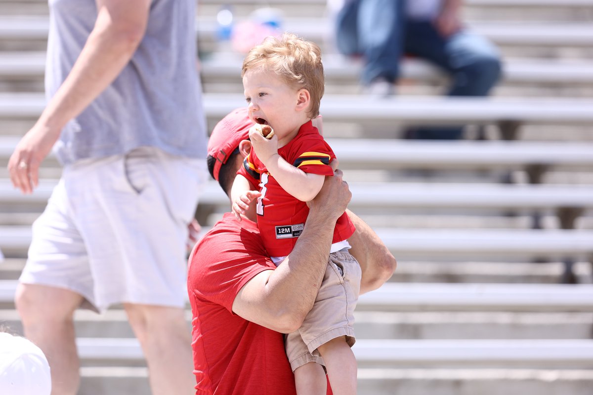 TerpsMLax's tweet photo. Immaculate vibes. Truly living his best life with Terps lacrosse 🐢♥️🌭

#BeTheBest https://t.co/kUFA8yiEb6