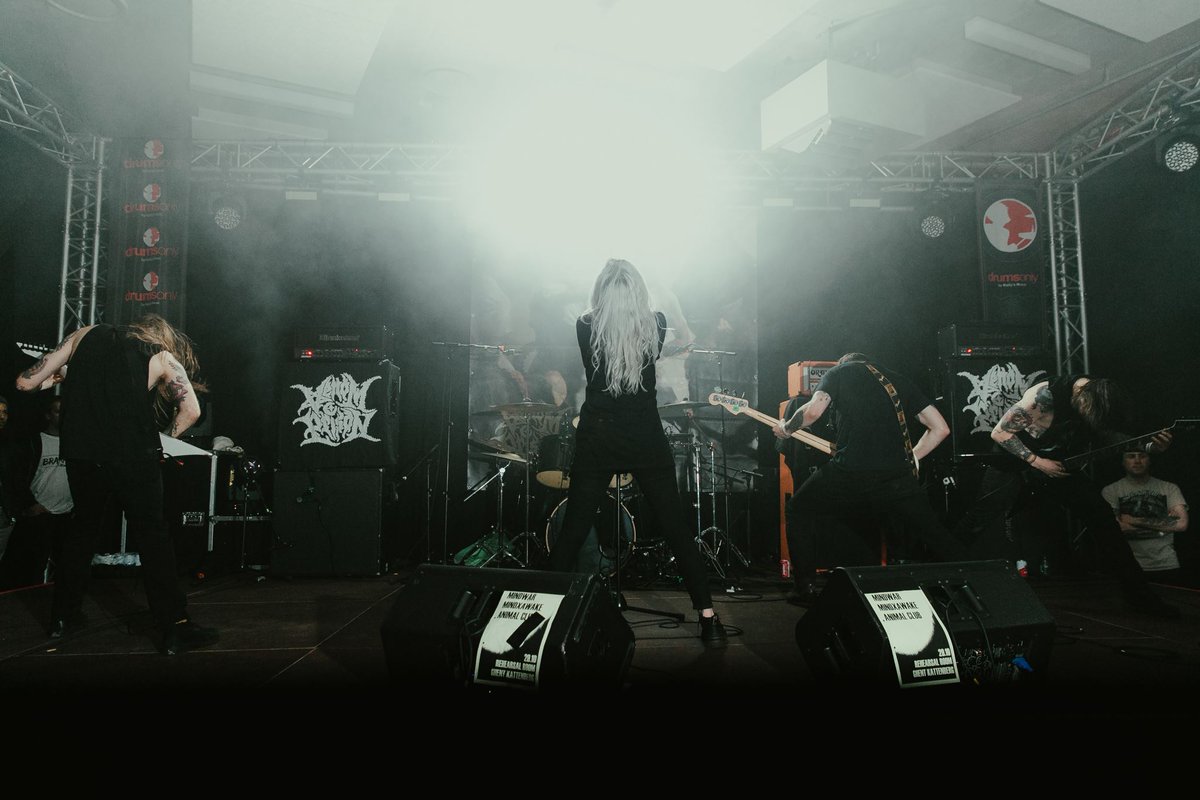 Venomprison's tweet photo. Born from chaos
Place of darkness
Between Earth and Hades 
Father of death 
EREBOS https://t.co/x64SHFPaVX