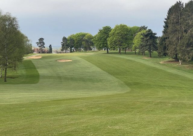 tptourgolf's tweet photo. Exceptional standards at our next three events on the schedule๐ #tptour #series @farnhamgc @calcotpark @EalingGolfClub #playthebest https://t.co/0LD92XSqOO https://t.co/tDZct0oR1m