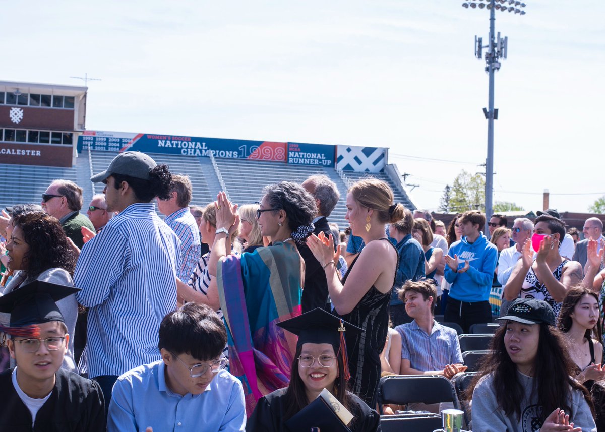 Macalester's tweet photo. Today we welcomed members of the Classes of 2020 and 2021 back to Mac to celebrate their successes in-person. Thank you, Mac grads, for joining us! We are so proud of you! #Mac2020 #Mac2021 #HeyMac π§‘ π π 1/2 https://t.co/4KSbHFIDmv