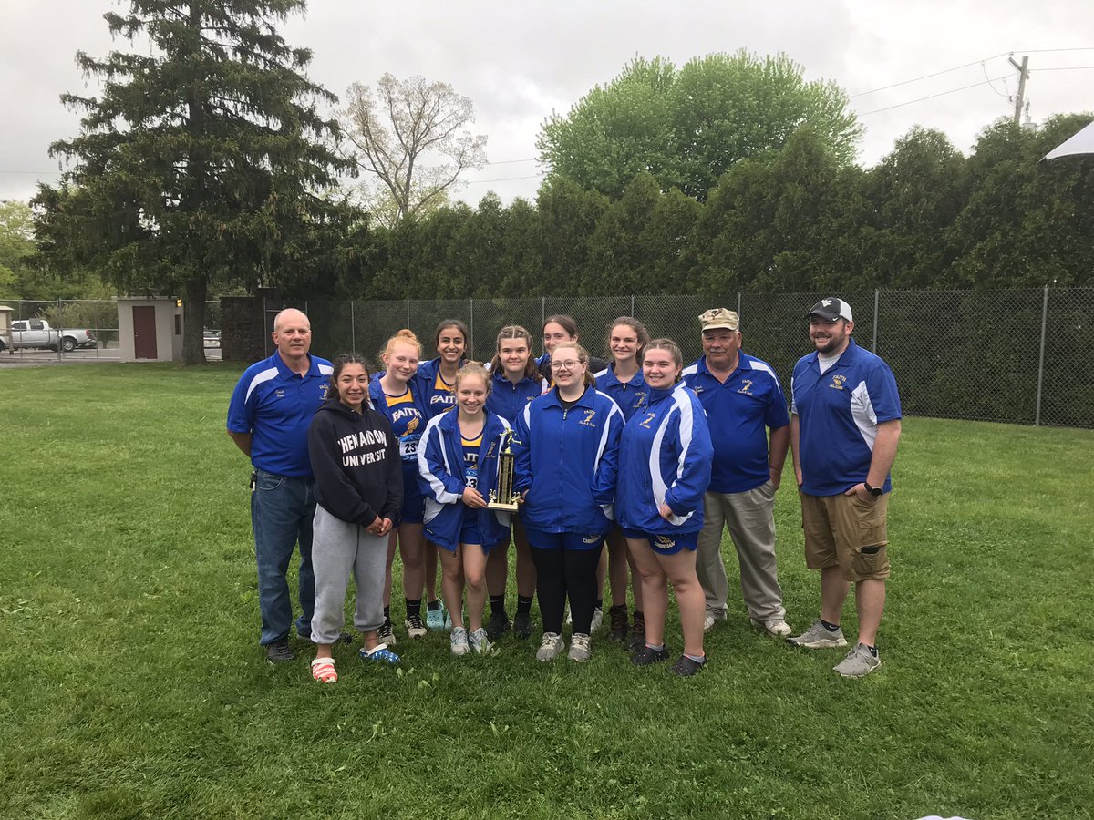 FCAFalconsWV's tweet photo. Congrats to our track teams on a great finish to their season at the ACSI Northeast Regional Track Championships! 

Final results:
MS girls - 3rd place 
MS boys - 3rd place
Varsity boys - 2nd place
Varsity girls - 1st place! 

Let’s Go Falcons! https://t.co/12WZT73i3t