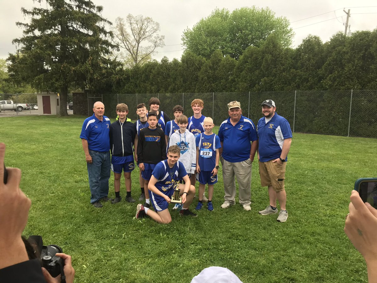 FCAFalconsWV's tweet photo. Congrats to our track teams on a great finish to their season at the ACSI Northeast Regional Track Championships! 

Final results:
MS girls - 3rd place 
MS boys - 3rd place
Varsity boys - 2nd place
Varsity girls - 1st place! 

Let’s Go Falcons! https://t.co/12WZT73i3t