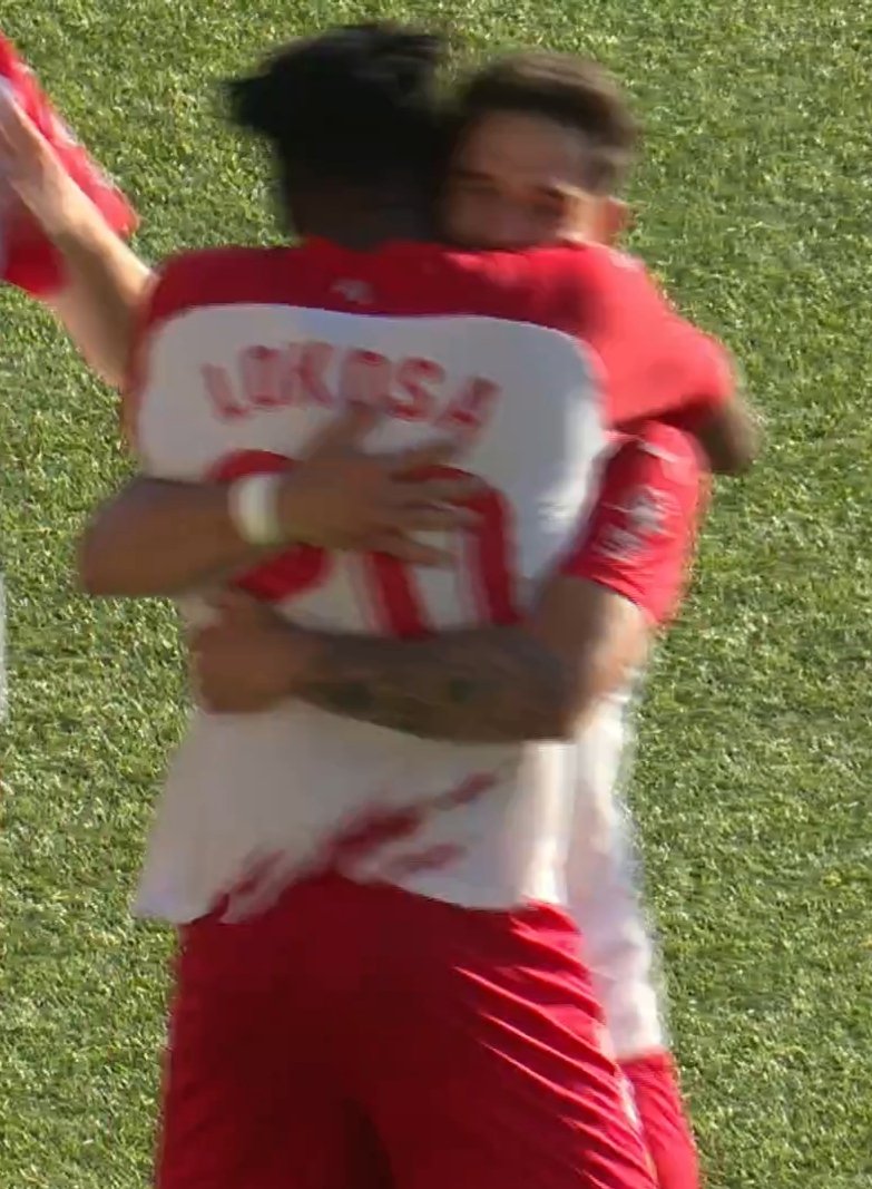 UDA_Pasion's tweet photo. Gooooooooool @LAA29king 
Huétor Tajar 1 - 2 @AcademiaUDA https://t.co/srFxl0Fzpj