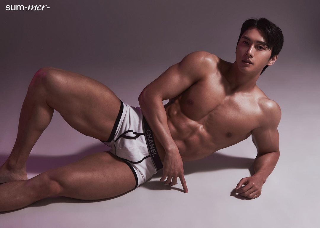 thosefabulous's tweet photo. 태현 #Koreanhunk #Koreanguys #Koreanmuscle #Koreanboy #asianhunk #asianmuscle #asianguys #asianboy https://t.co/CLOCP6PD24