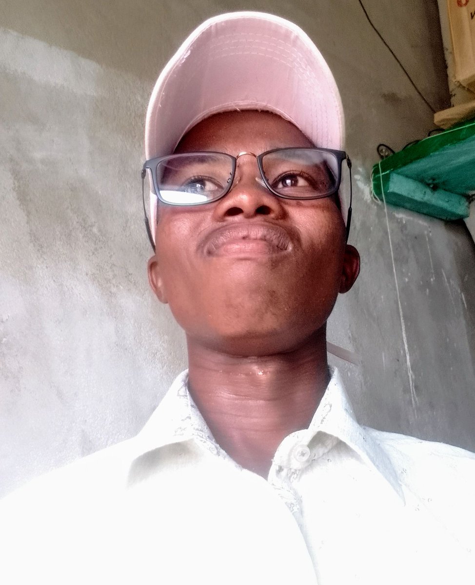IdrissDjibrin11's tweet photo. يجب عليكم أن  تبنوا سجون أكثر .
نحن لم و لن نترك القضية مهما كان حجم الاعتقالات. 
#تشاد_حرة_فرنسا_برا 
#طرد_فرنسا_من_تشاد https://t.co/byOiiIWIgg