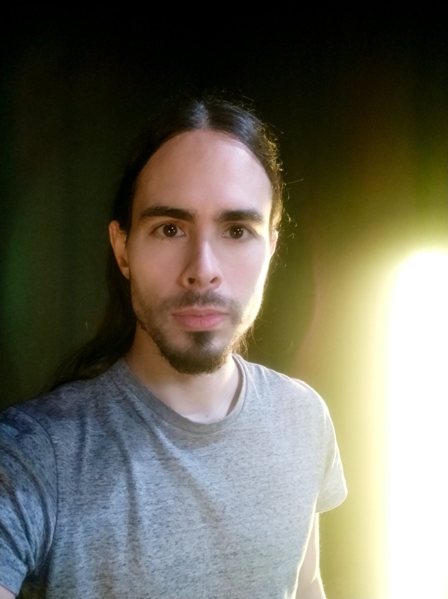 DaniFLepoka's tweet photo. Muchas gracias a todos los que me mandásteis felicitaciones el viernes!! 😊 Os he ido contestando poco a poco porque este finde está siendo jugosito 😜
Como sabéis, estamos grabando cositas y pronto tendréis un nuevo videoclip de @LepokaFolk
#violin #electricviolin #lepoka https://t.co/72KCdyjcYU