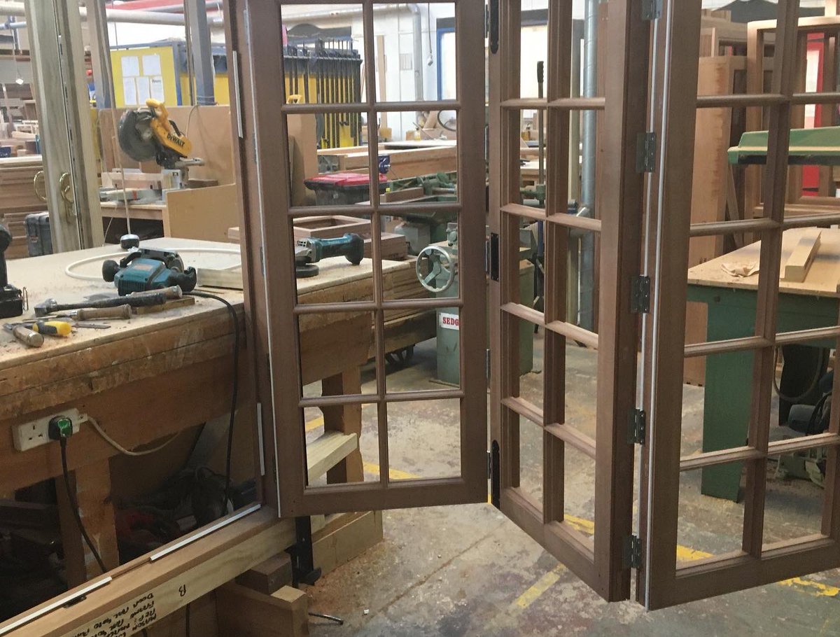 Glyngaryjoinery's tweet photo. Making a bifolding window #timberwindows #timberdoors #sashwindows #casementwindows #energyefficient #kitemark #woodenwindows #woodendoors #accoyawindows #accoyadoors #cecertified #madeinbritain https://t.co/nZXbFPTu0Z