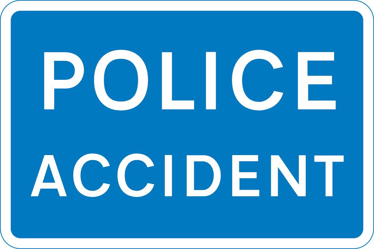 #HigherBoreStreet, #Bodmin is currently blocked due to a 4 vehicle road traffic collision involving 3 cars and a coach.

Emergency services are on scene. Please find an alternate route.
