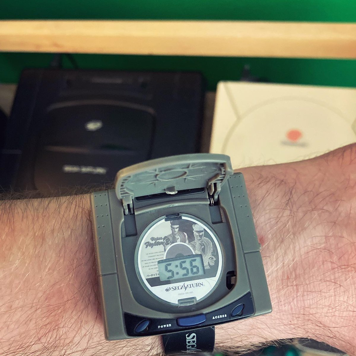HatStackMike's tweet photo. Looks like it’s TIME to play some Sega Saturn!
#Sega #SegaSaturn #VirtuaFighter #VirtuaFighter2 #retrogames #videogames #consolegames #gaming #gamingwatch https://t.co/ztDv9piKO2